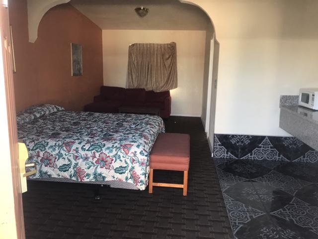 Galleria Inn Montclair/Ontario Buitenkant foto