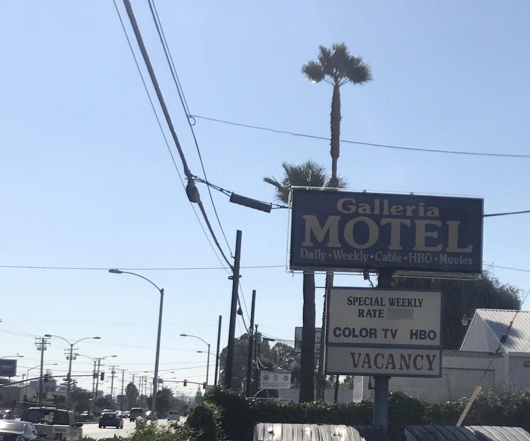 Galleria Inn Montclair/Ontario Buitenkant foto